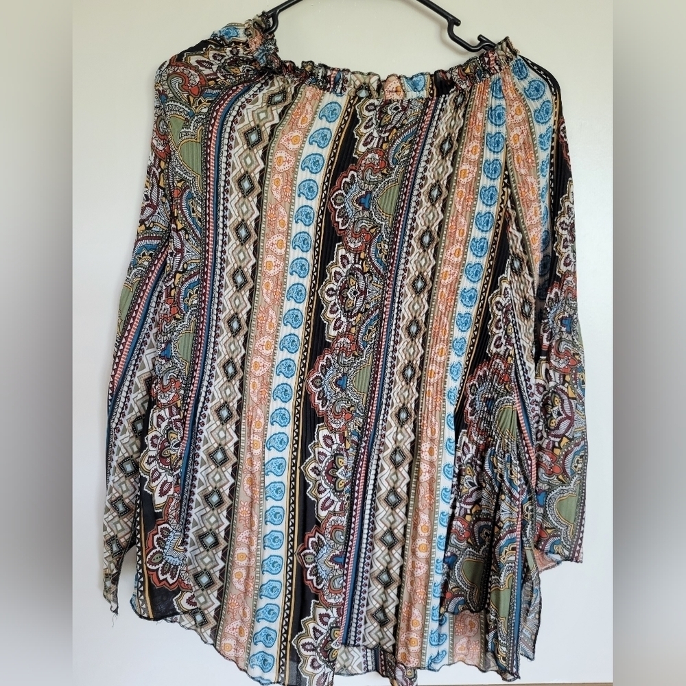 Melissa Paige Women's Pleated Bell Sleeve Tunic Size Large - Picture 2 of 6
